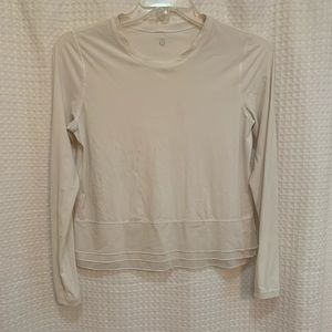 Pretty cream sunblocker LULULEMON top w/ ruffles